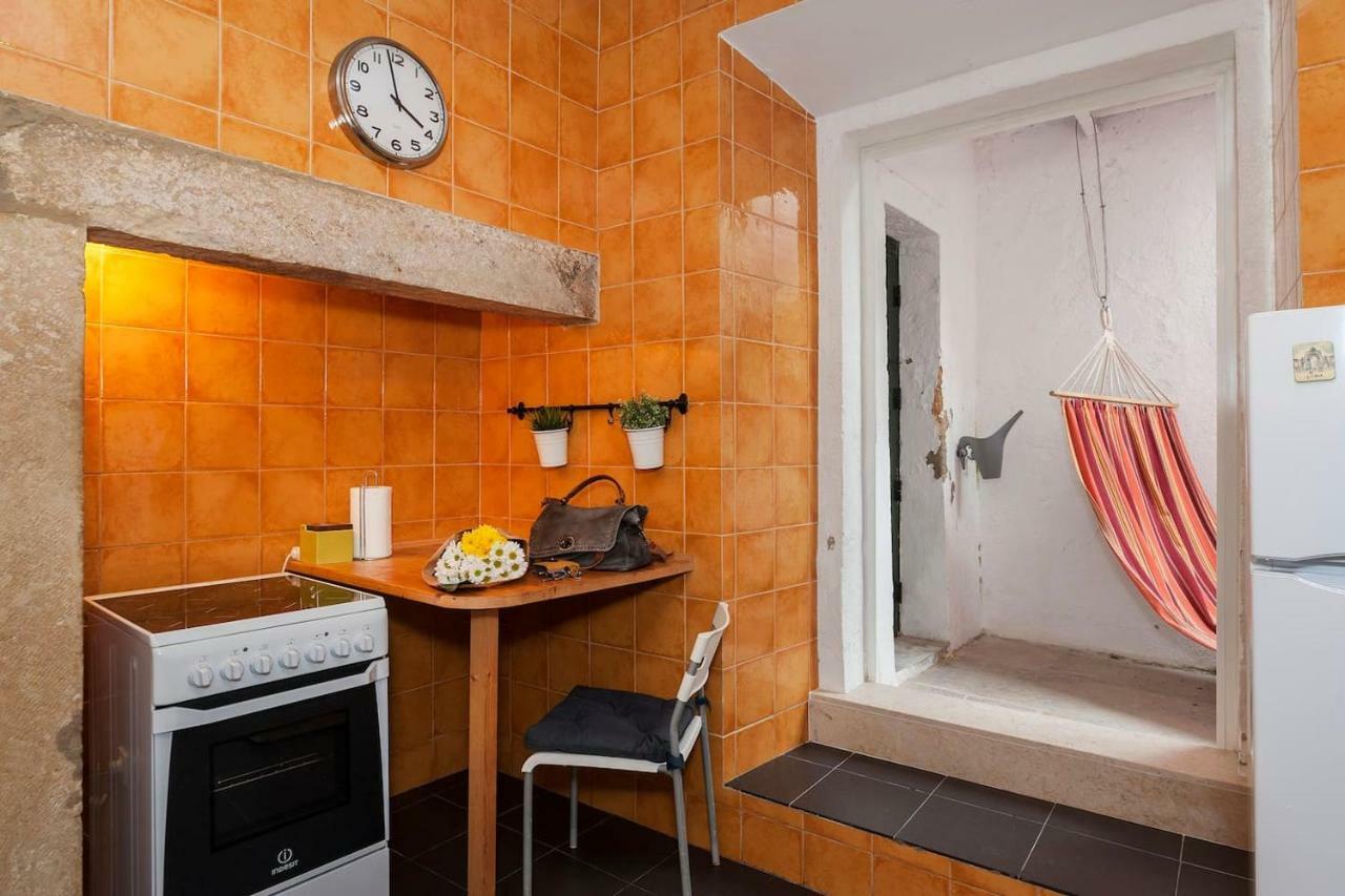2 Bedroom Apartment With Patio Next To Avenida Da Liberdade Лісабон Екстер'єр фото