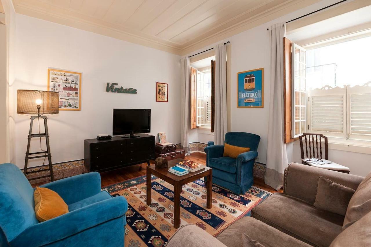 2 Bedroom Apartment With Patio Next To Avenida Da Liberdade Лісабон Екстер'єр фото