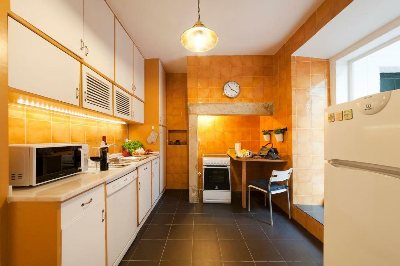 2 Bedroom Apartment With Patio Next To Avenida Da Liberdade Лісабон Екстер'єр фото