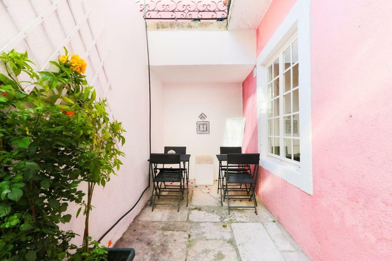 2 Bedroom Apartment With Patio Next To Avenida Da Liberdade Лісабон Екстер'єр фото